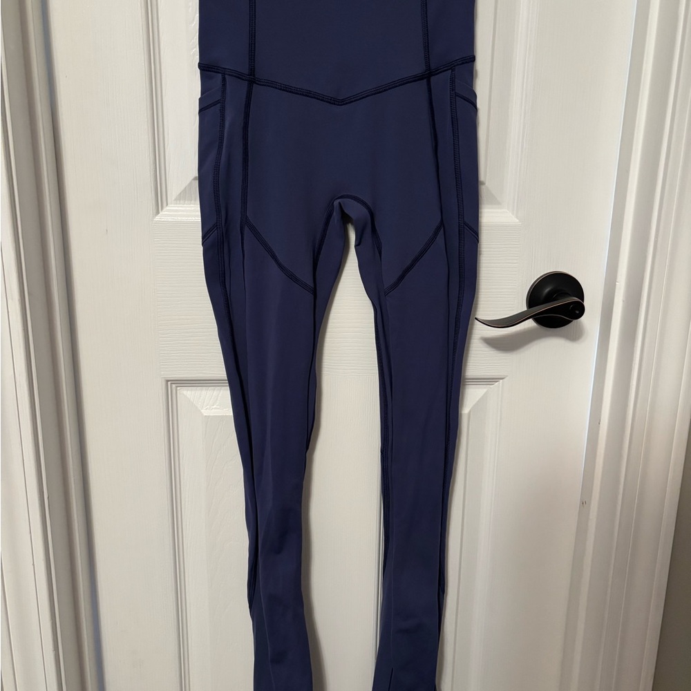 Lululemon All The Right Places Pant II Low Rise *28"
Gatsby Blue size 2